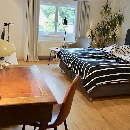 Privatzimmer Schoenfelder Dusseldorf Ngoại thất bức ảnh