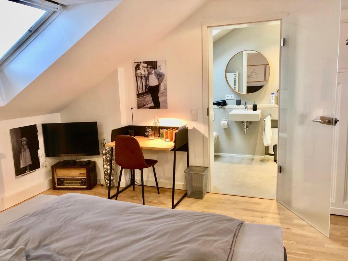 Privatzimmer Schoenfelder Dusseldorf Ngoại thất bức ảnh