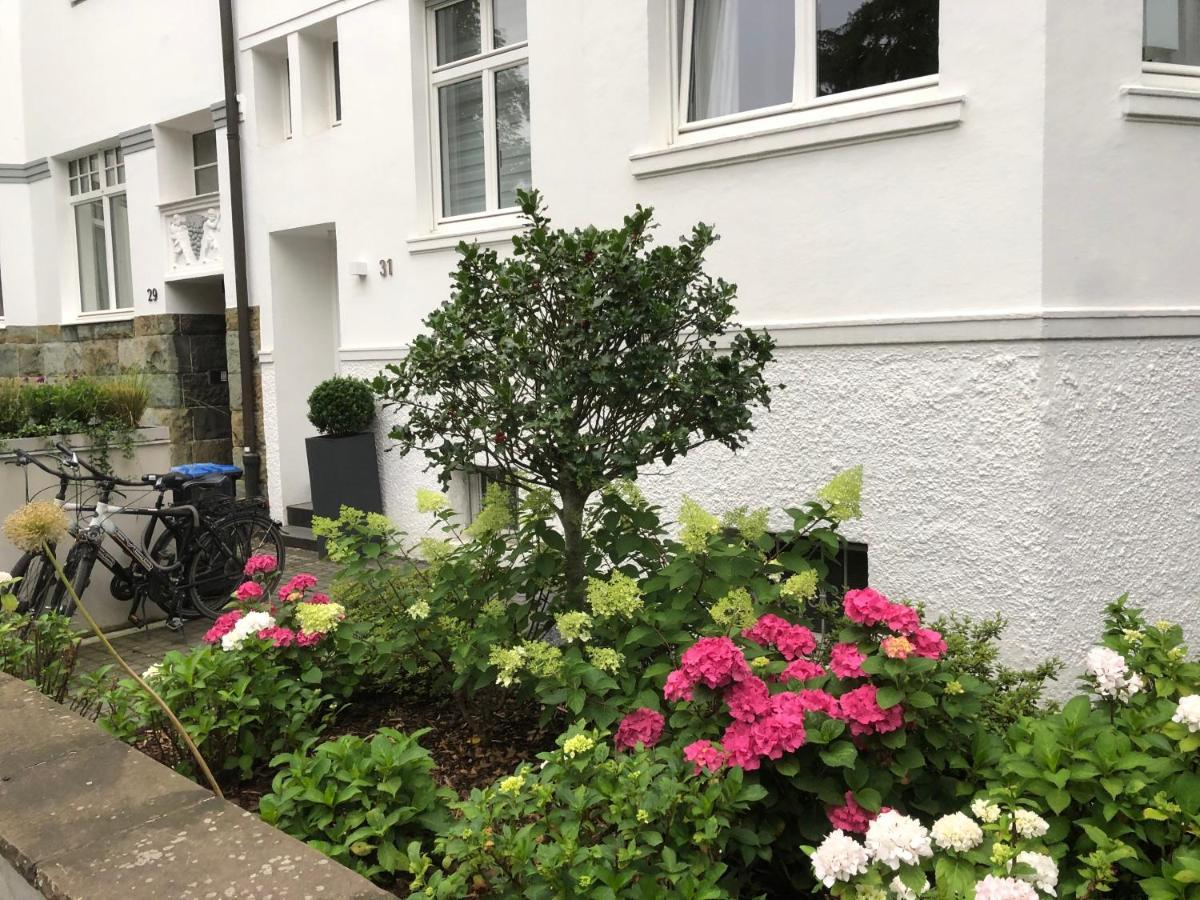 Privatzimmer Schoenfelder Dusseldorf Ngoại thất bức ảnh