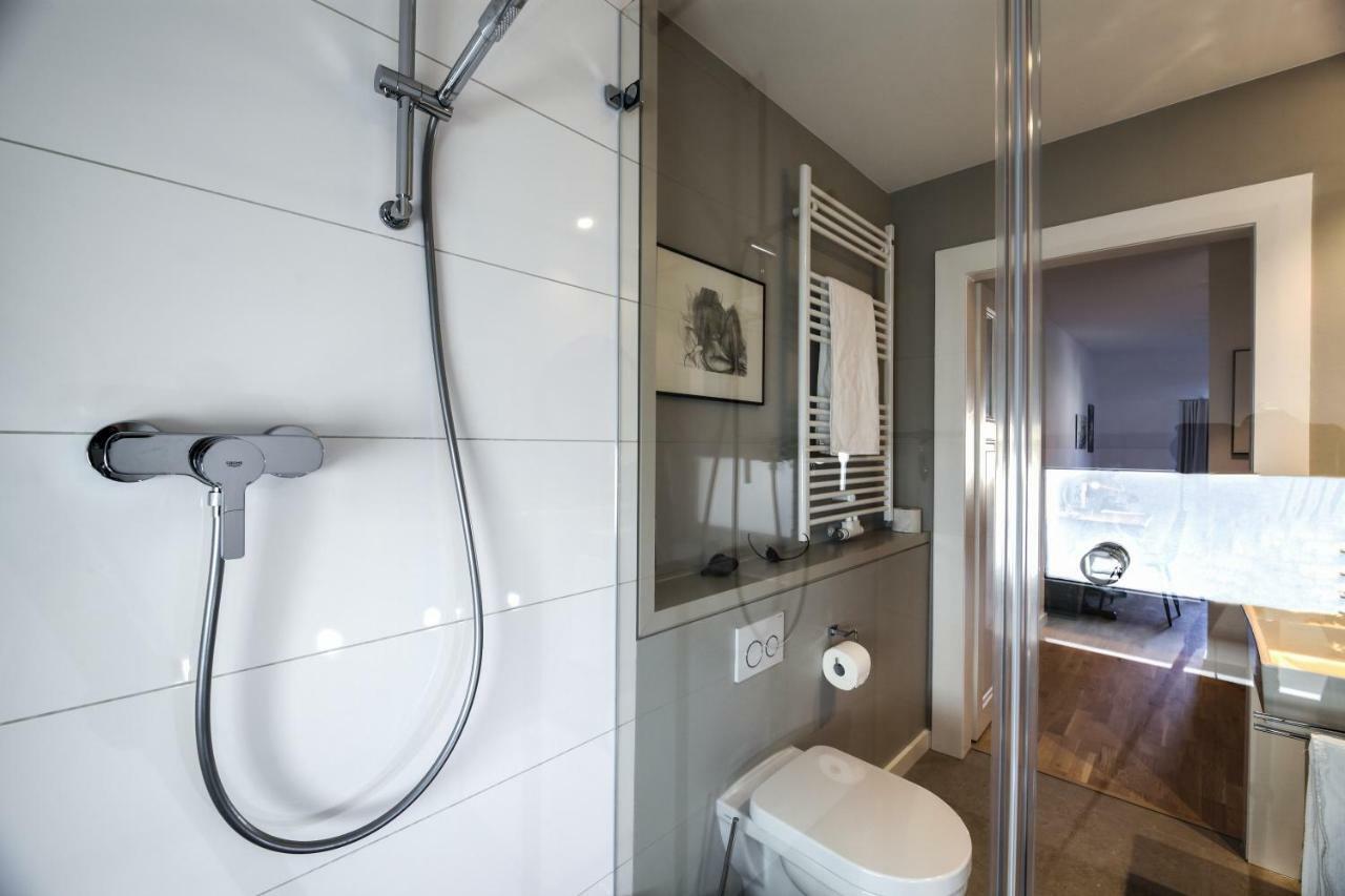 Privatzimmer Schoenfelder Dusseldorf Ngoại thất bức ảnh