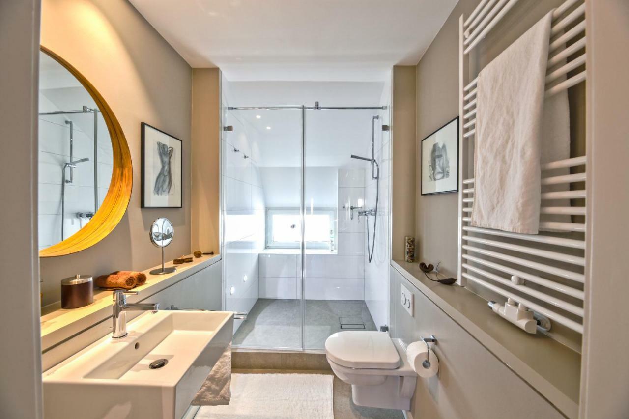 Privatzimmer Schoenfelder Dusseldorf Ngoại thất bức ảnh