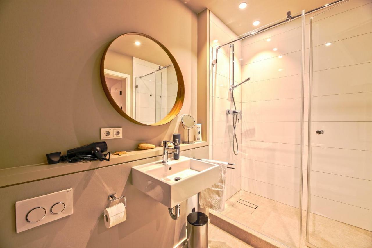 Privatzimmer Schoenfelder Dusseldorf Ngoại thất bức ảnh